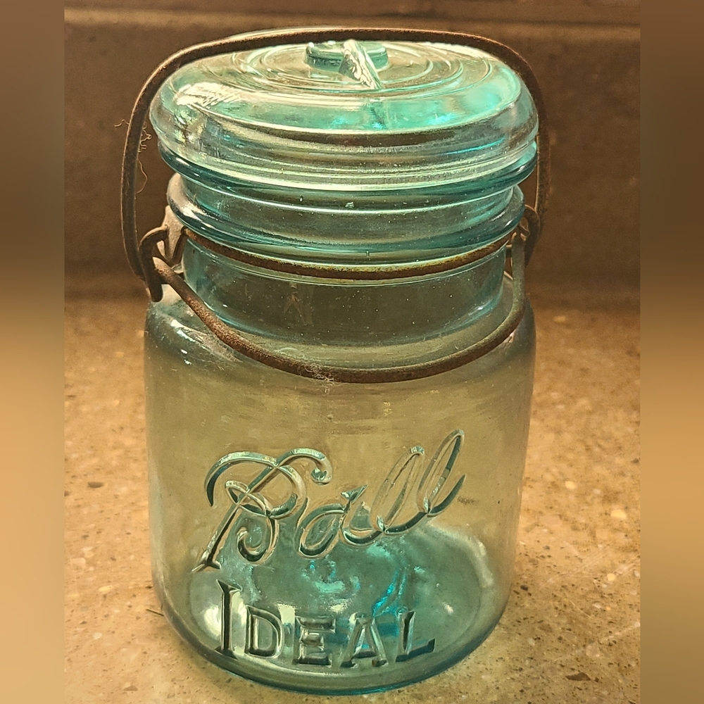 Vintage Ball Ideal #3 Aqua  Canning Jar with Lid & Bail